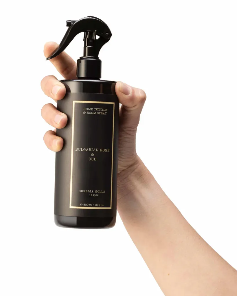 usos-spray-textil-bulgarian-rose-oud.webp