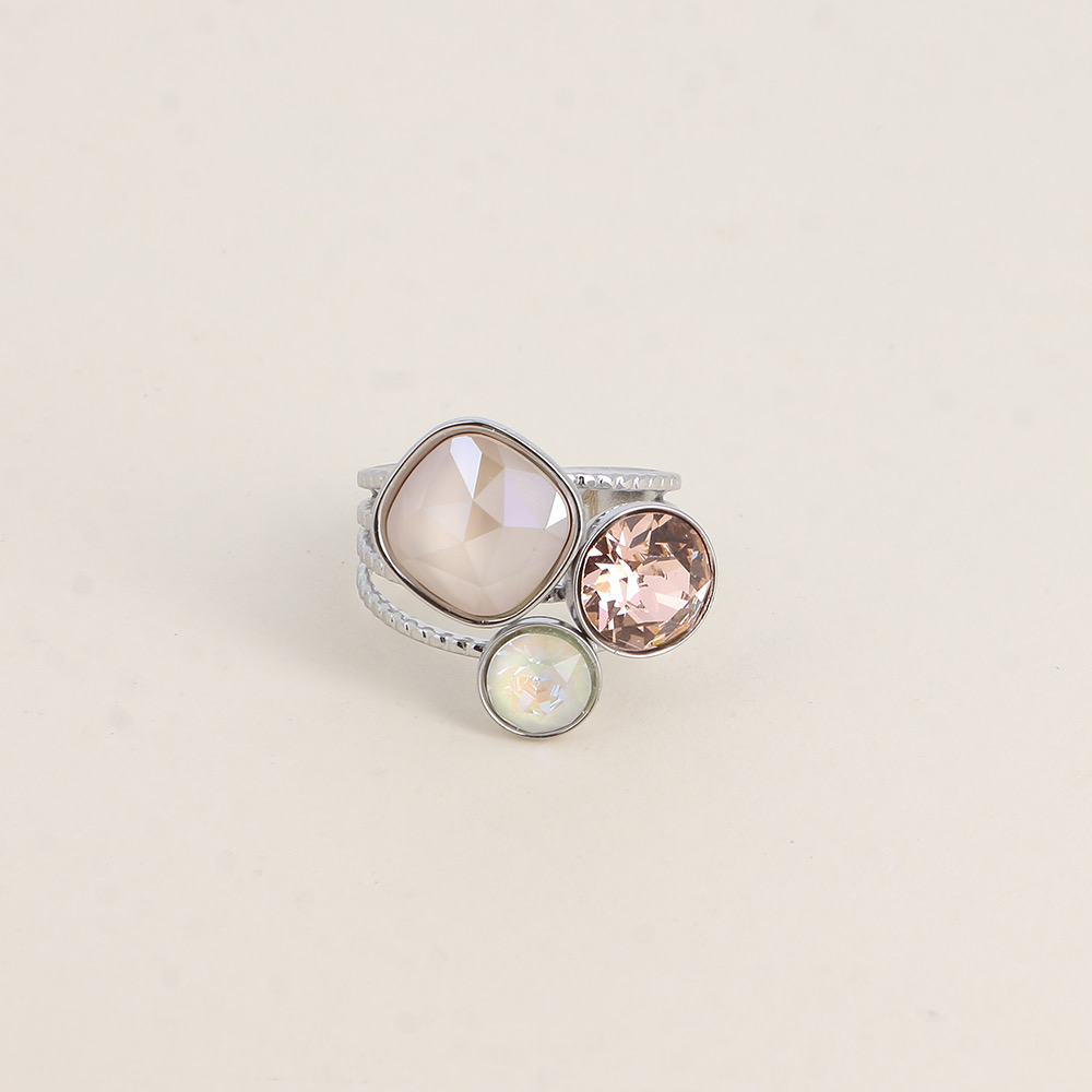 Trilogy Ring - Silver Champagne