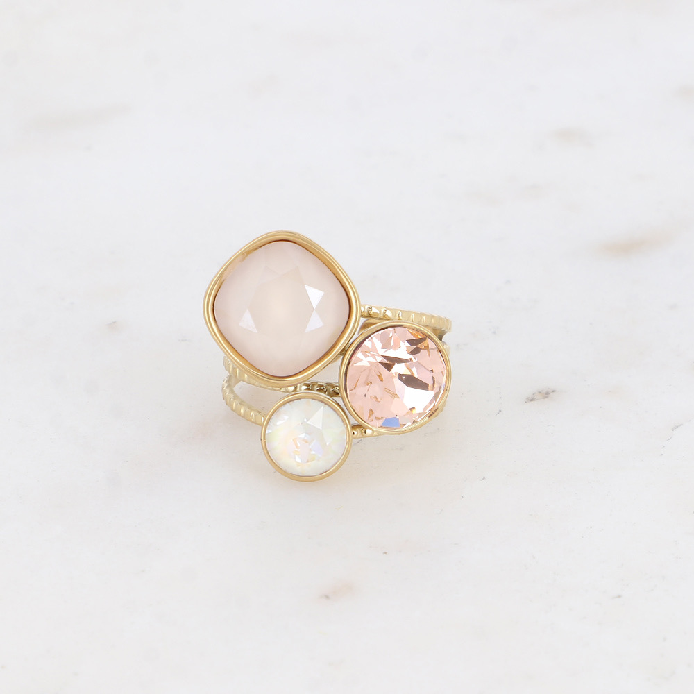 Trilogy Ring - Gold Rosé