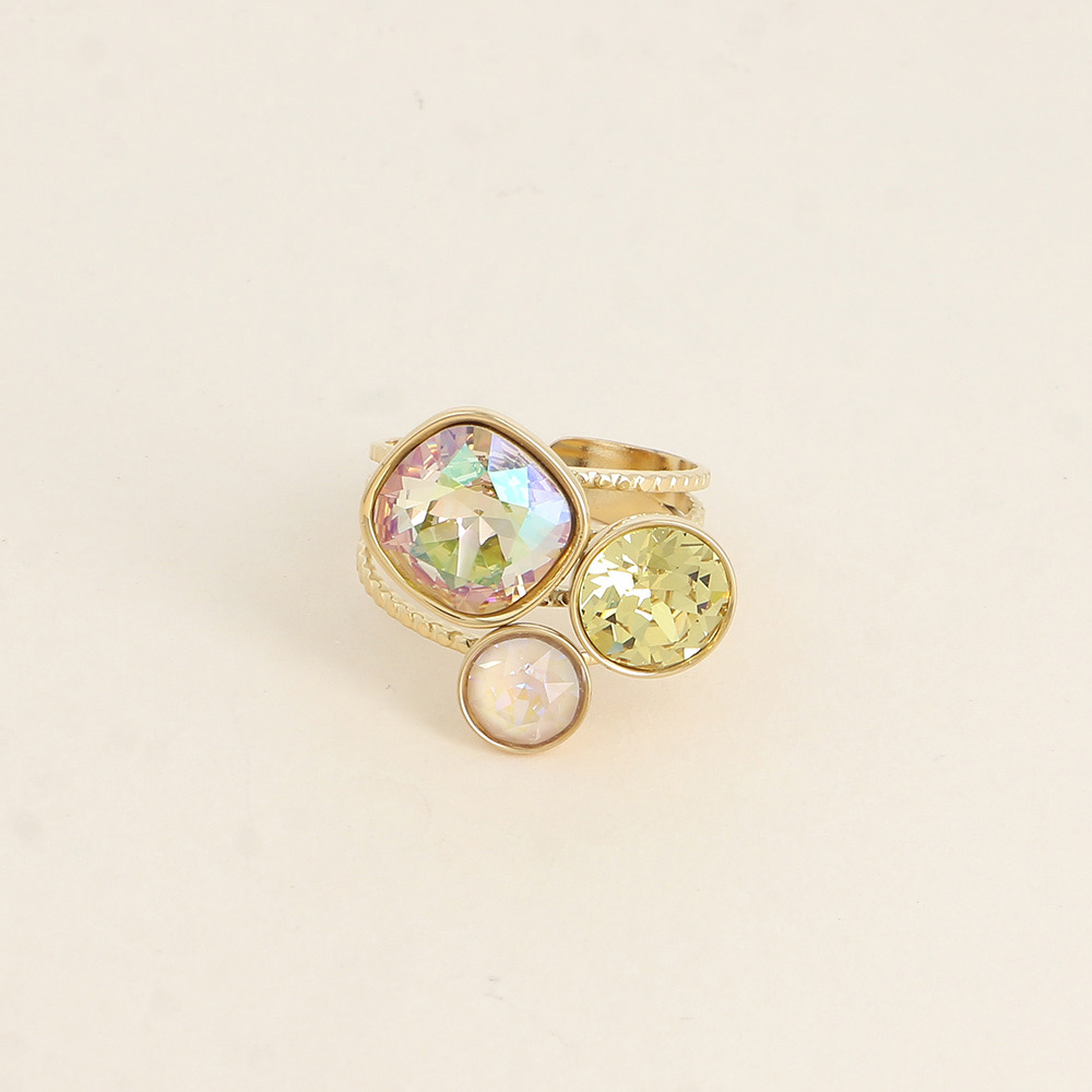 Trilogy Ring - Gold Magic