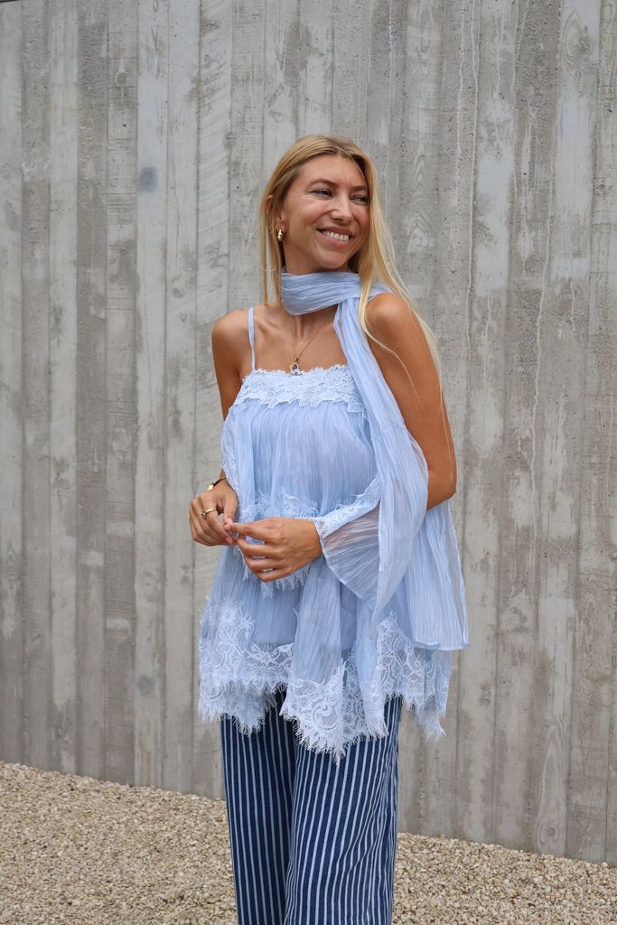 Top Aleandra Blue
