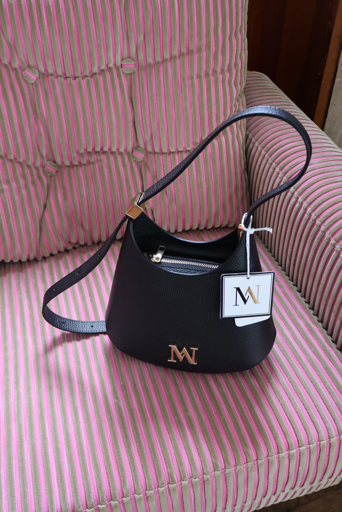 Mademoiselle Black
